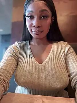 __Nessa__ on StripChat 