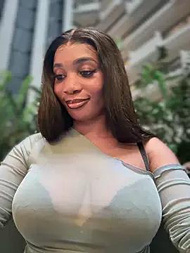 __Nessa__ on StripChat 