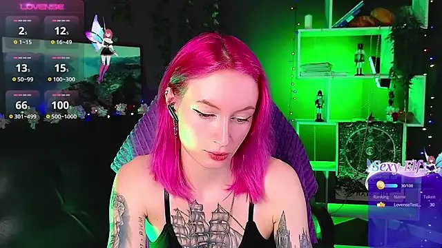 _HelenCarter on StripChat