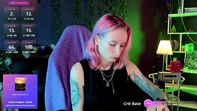 _HelenCarter on StripChat