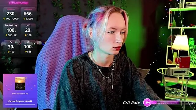 _HelenCarter on StripChat