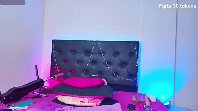 Adriana-55 on StripChat 
