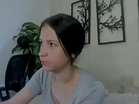 alana_collinss on StripChat 