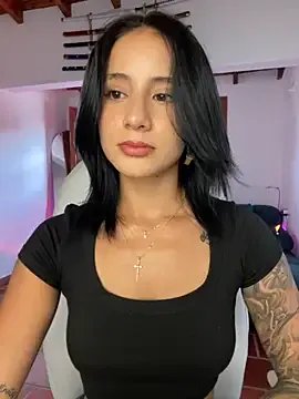 Ale_Lewis on StripChat