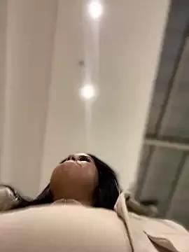 AliceStarshine on StripChat 