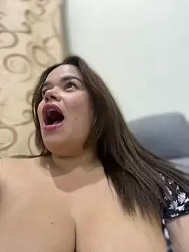 AliceStarshine on StripChat 