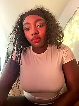 alissradiante1 from StripChat