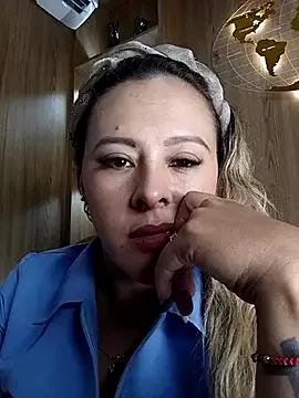 ALONDRAMILF on StripChat 