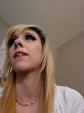 AmethystFoxx on StripChat 