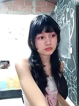AnaisVelvet7 on StripChat 