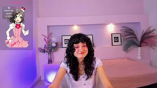 AnaisVelvet7 on StripChat 