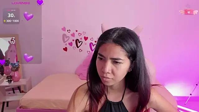 andromeda_meyer on StripChat 