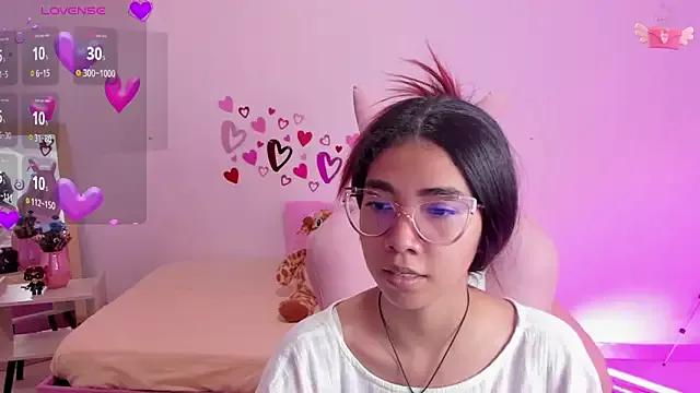 andromeda_meyer on StripChat 