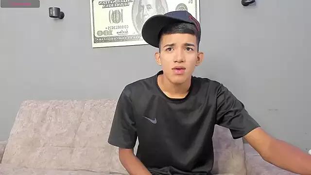Angel_Lamberth on StripChat 