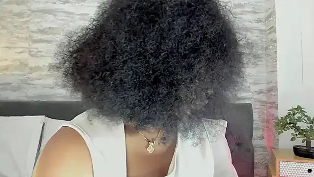 Anneth__M on StripChat