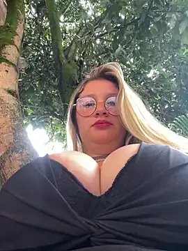 aurora_coldd from StripChat