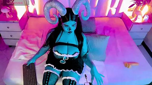 AVA_MALAIKA on StripChat 