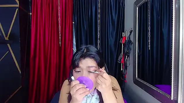 AvaLusty on StripChat 