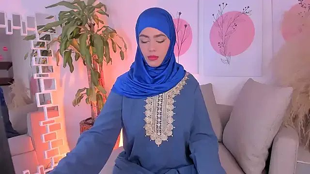 azzahara069 from StripChat