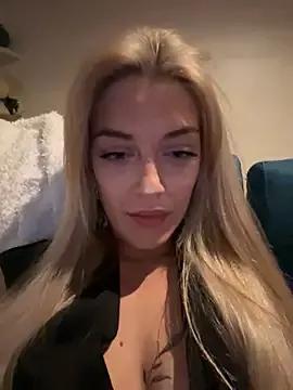 Bellalolahot on StripChat 