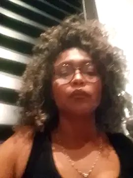 BiiancaEstradaa on StripChat