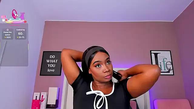 Britanymooree on StripChat 