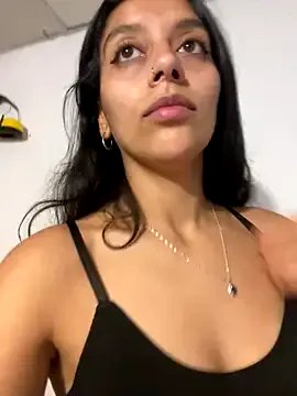BrittanyDiaz on StripChat
