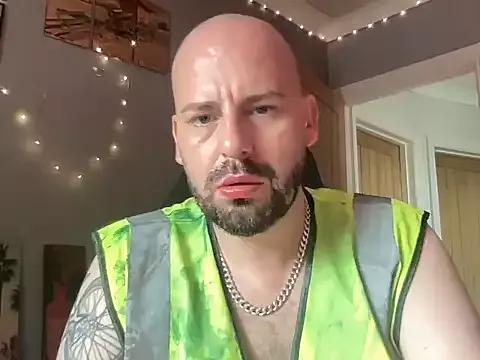 BUILDER4YOU on StripChat 