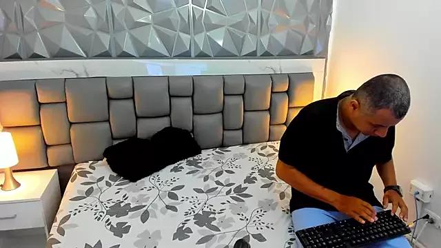 CamilayCesar on StripChat 