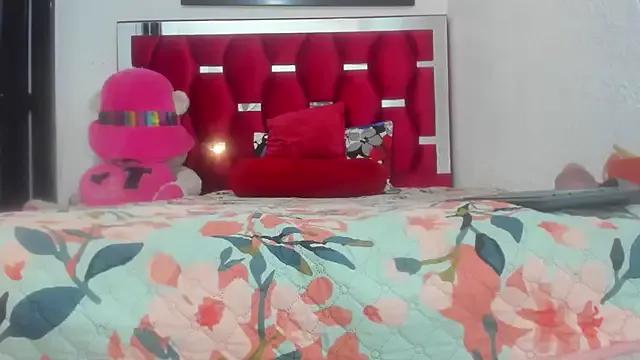cataleyah_07 on StripChat 