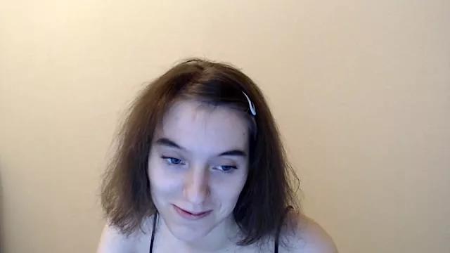 CranberryHot on StripChat 