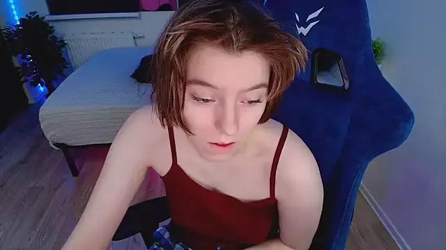 CranberryHot on StripChat 