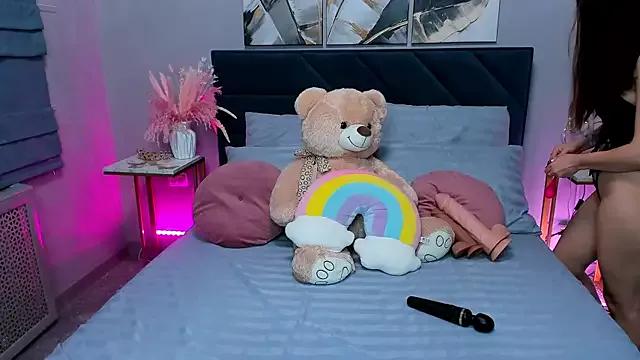 Curvy_Dynamite_ on StripChat 