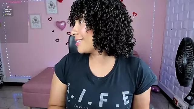 DannaBerry on StripChat 