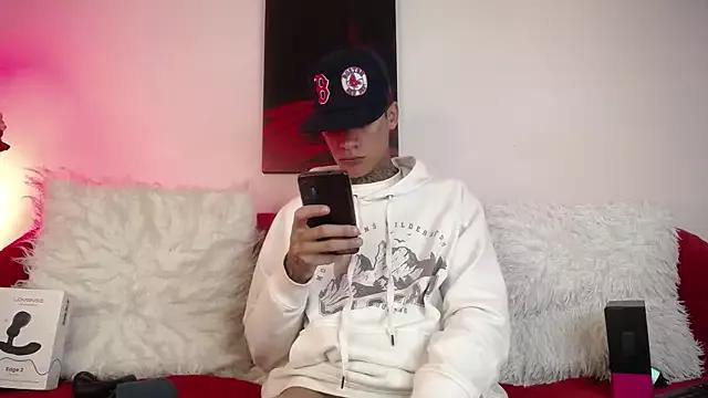 DereckStorm on StripChat 