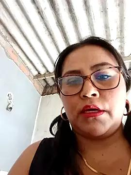 Dirty-Momm-Divorced-Hot on StripChat 