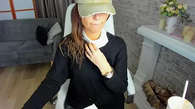 Elizabe_th on StripChat 