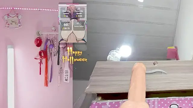 emily_foxxxii on StripChat