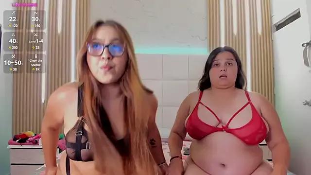 emilyandlea on StripChat 
