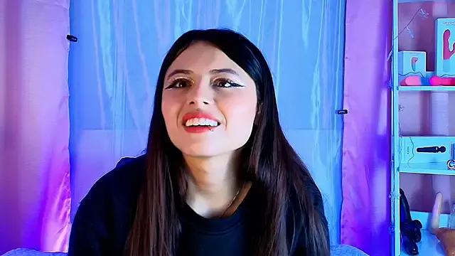 EmilyWithe on StripChat 