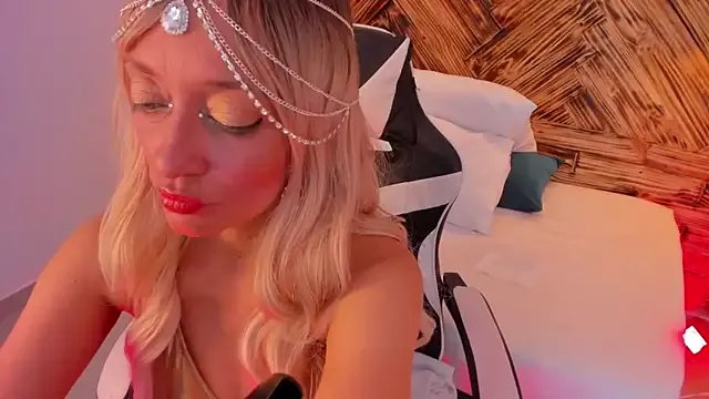 emma_collson — RIDING DILDO