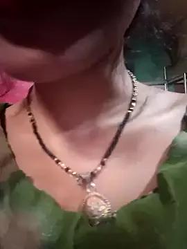 Eshwari_Chopra on StripChat 