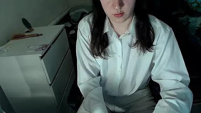 EvaMiron on StripChat 