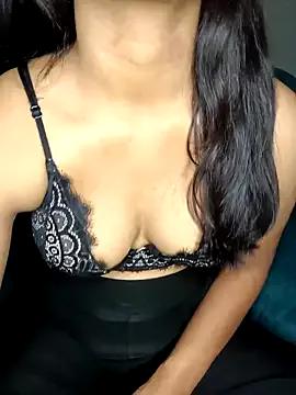 exotic_bb on StripChat 