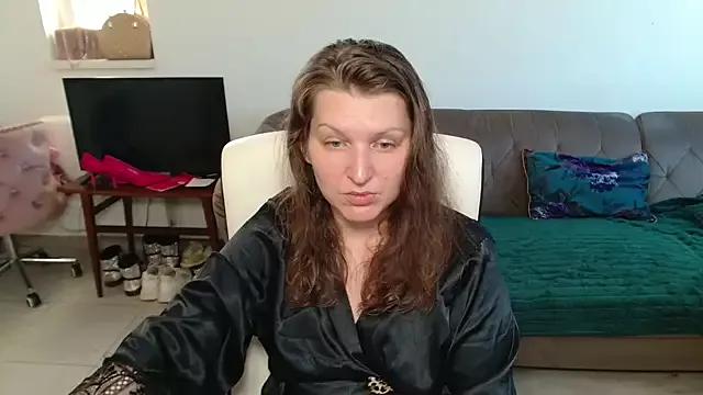 GlamyGlam on StripChat 