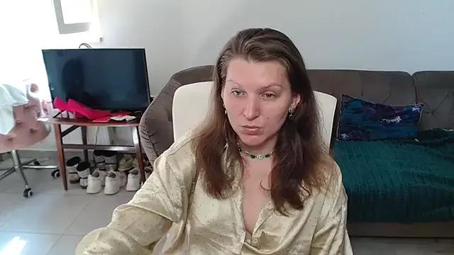 GlamyGlam on StripChat 