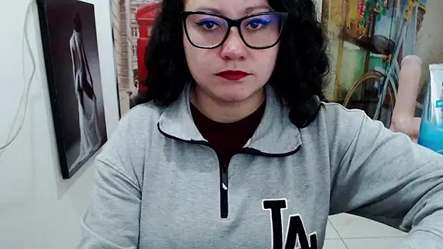 greeneyes_nurse on StripChat 