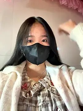 Gwen879 from StripChat