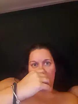 Helly97 on StripChat 