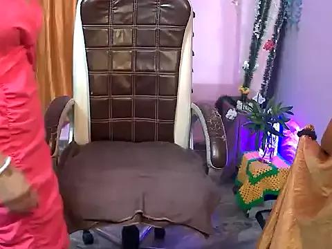 heyy_kiran on StripChat 